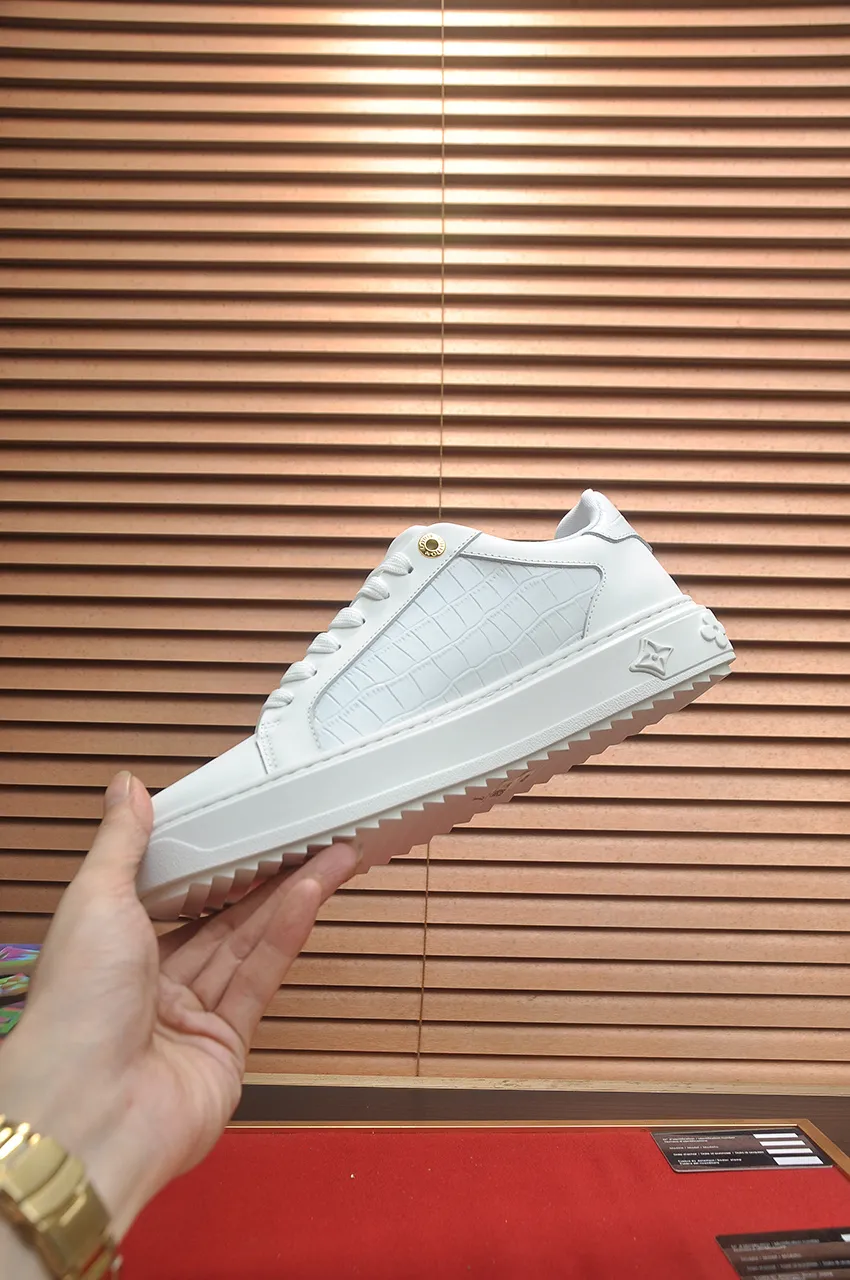 Men's shoes 💰540💶[LOUIS VUITTON] Original order price (water-dyed cowhide lining) new model 🍀LV Louis Vuitton * - top version of LV classic trendy shoes! Made of imported original cowhide, water-dyed cowhide lining, and original wear-resistant rubber outsole! High quality products! Code number 38-45 (45 is custom-made and cannot be returned or exchanged)